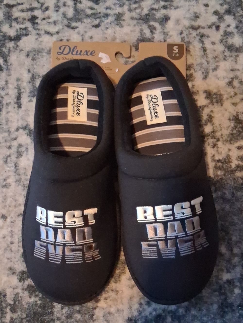 Luxe Black Mens Slip-On Slippers with Metallic Silver 'Best Dad Ever' Embroidery